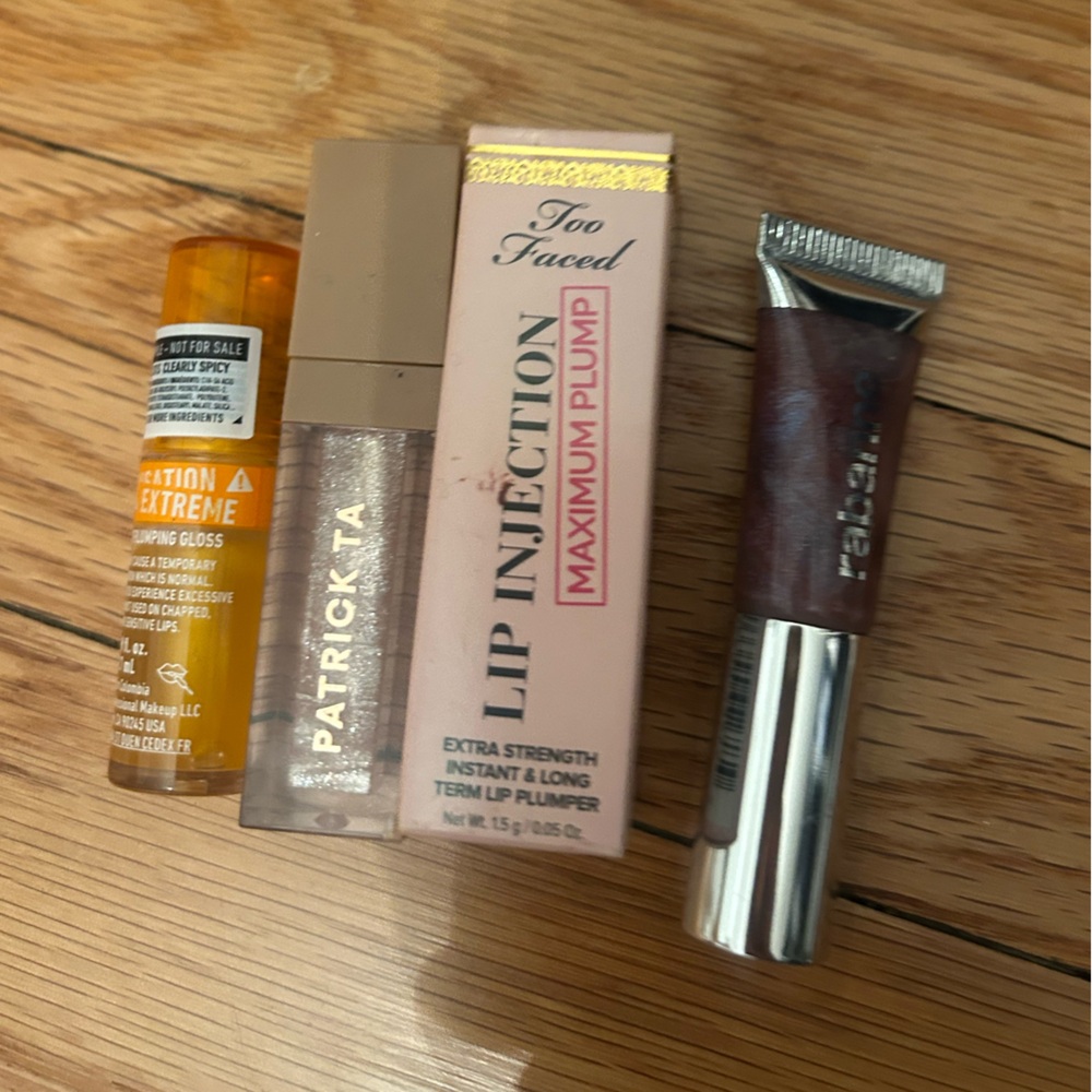 Various lip glosses
